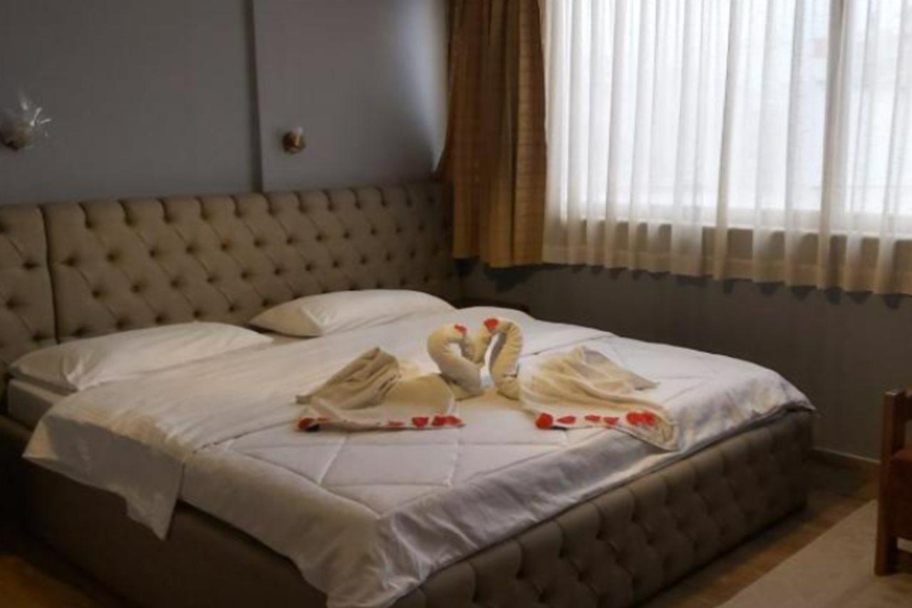 Hotel Kocibelli Pool & Spa Korce Exterior foto