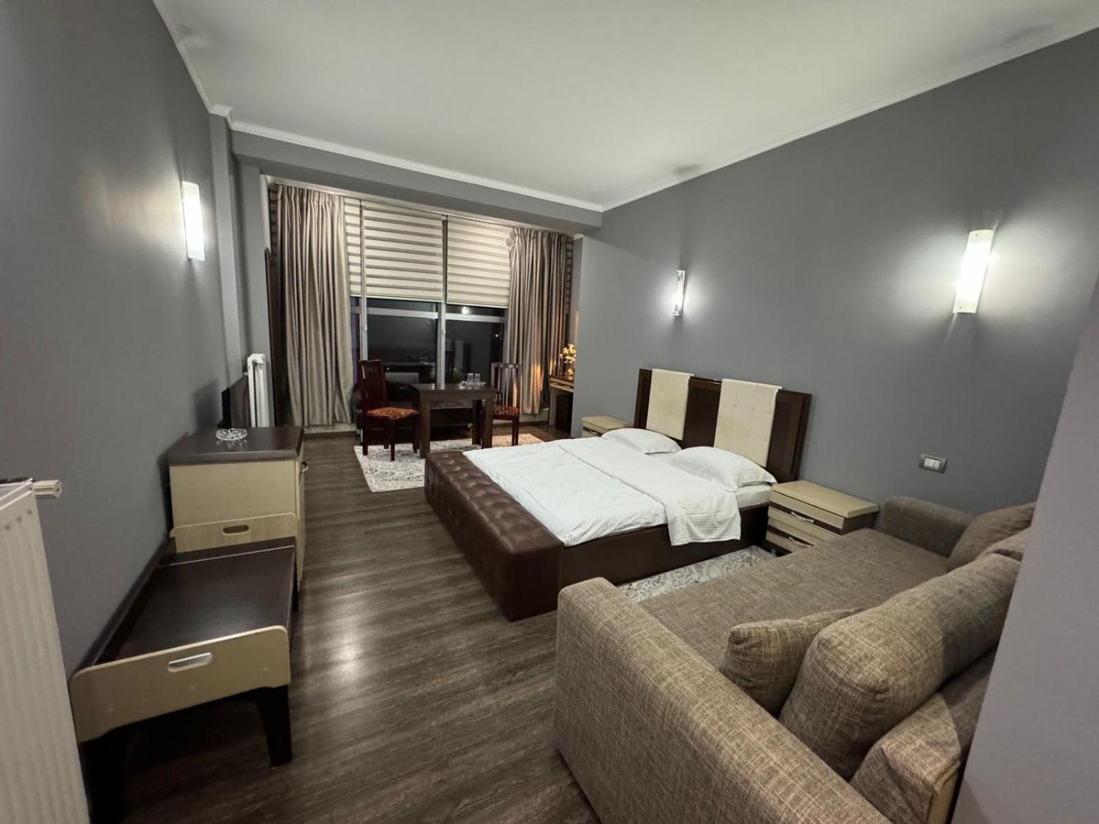 Hotel Kocibelli Pool & Spa Korce Exterior foto